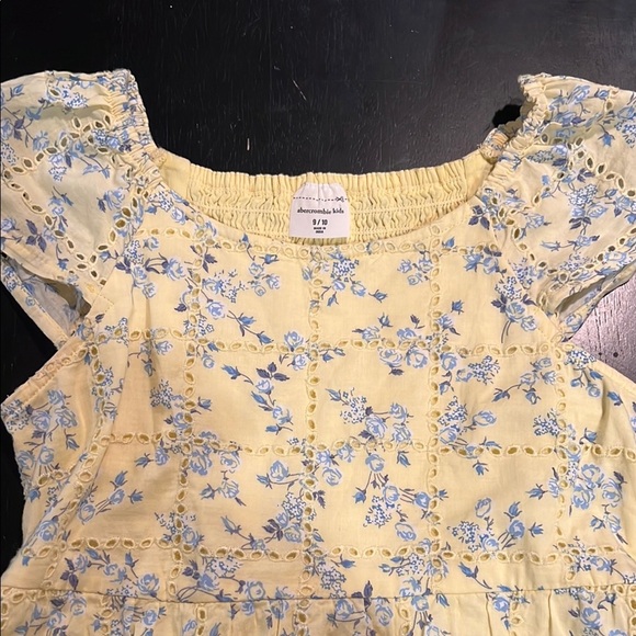 Abercrombie Kids Girls Yellow Floral Eyelet Dress Size 9/10 - Picture 3 of 3